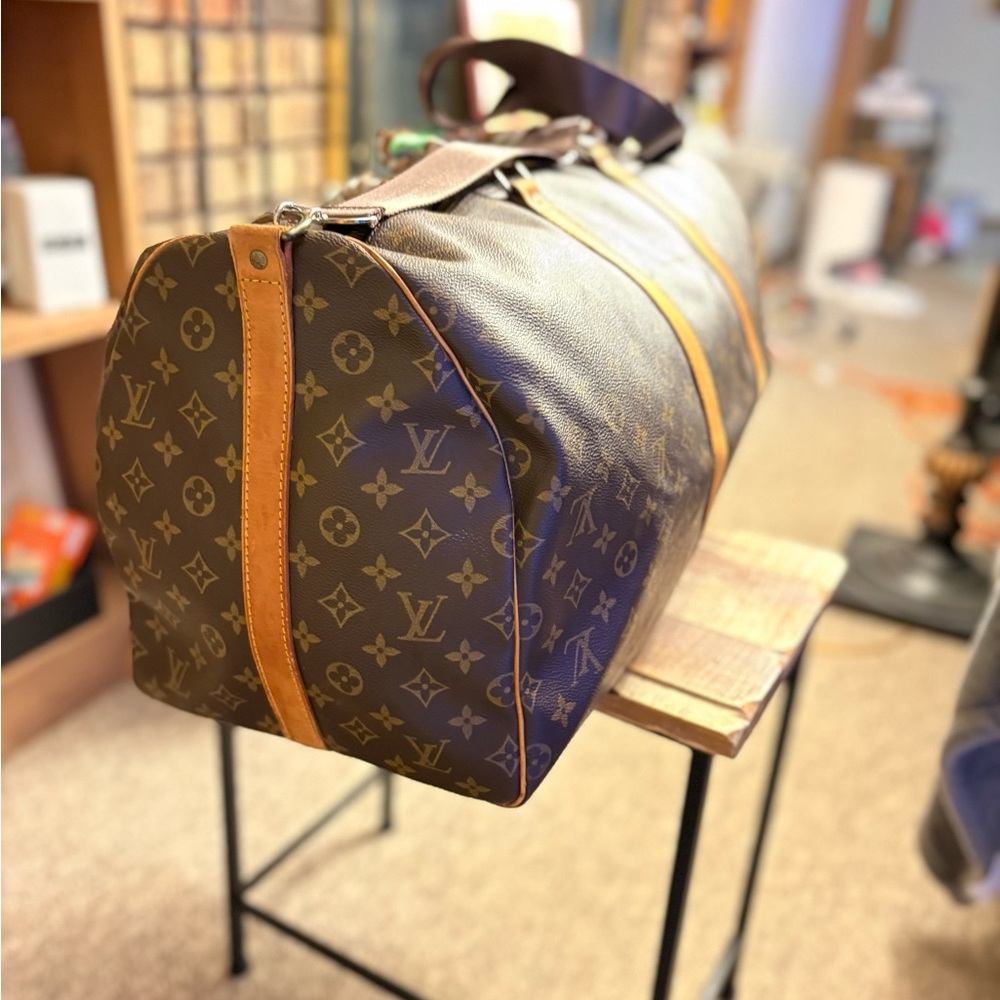 Louis Vuitton Brown Monogram Canvas Keepall 55 Duffel Bag with unbranded strap - Picture 5 of 15
